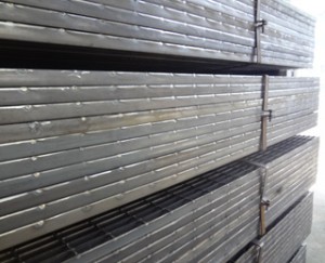Untreated Steel Grating JG385/30/100FU